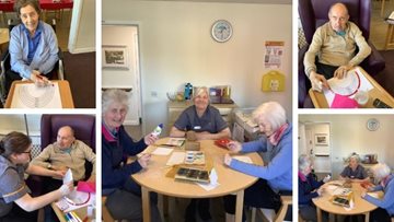 Nottingham care home sets up pen pal group